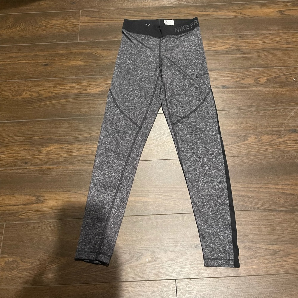 Nike pro hyper cool pants